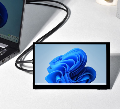 7英寸高清触摸屏幕及其支持的树莓派主板，还有PC电脑支持